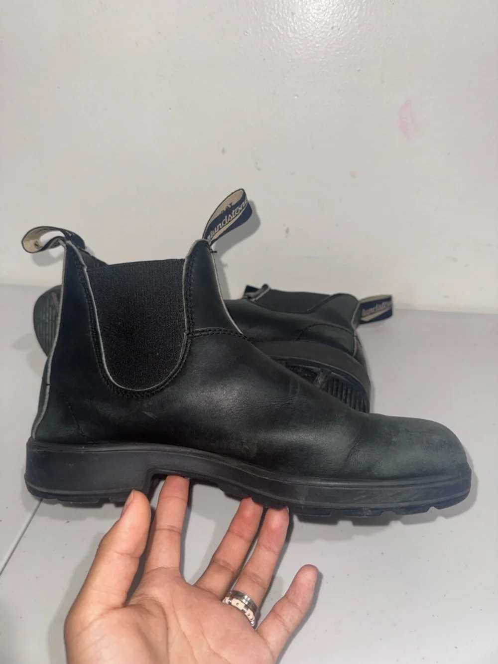 Blundstone Men's Black Chukka Boots - Pull-Tab Slip-On